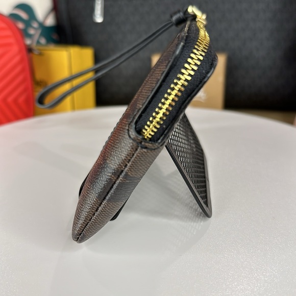 NWT COACH - NQ527 - Picture 6 of 13